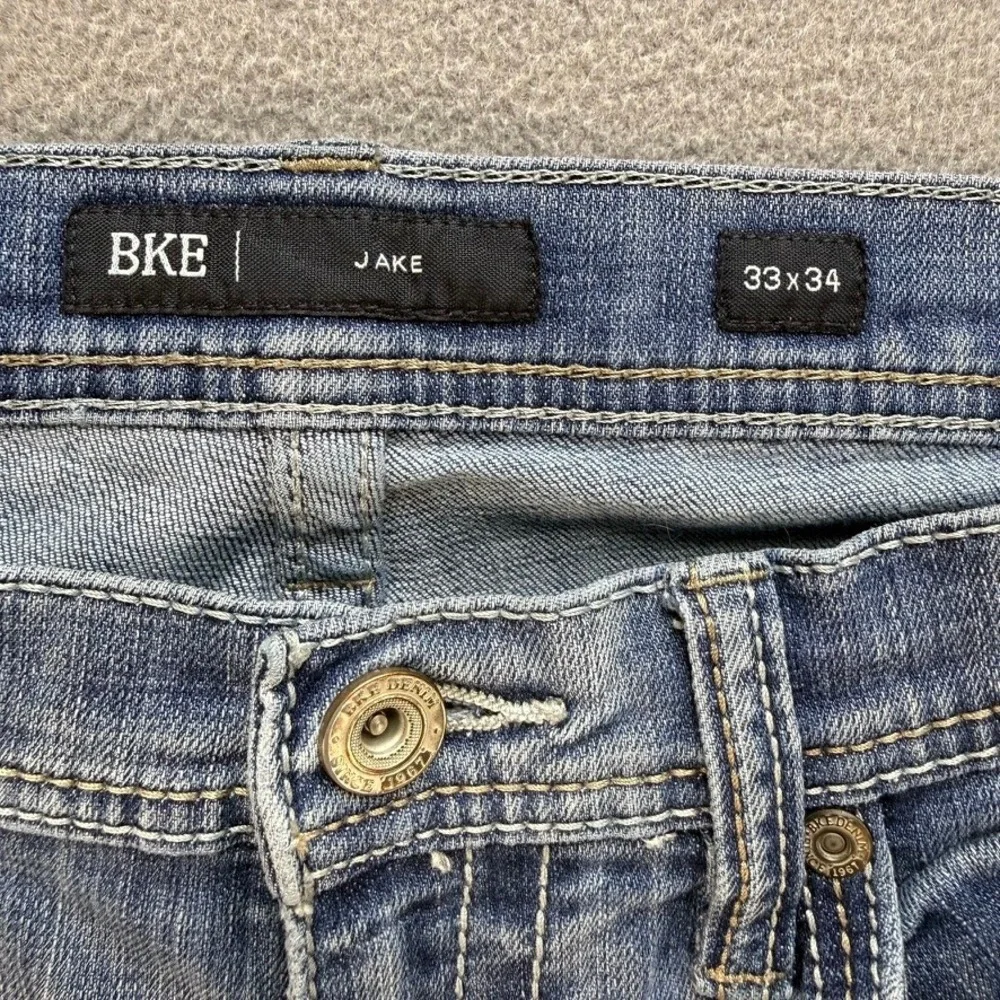 BKE Jeans Mens 33x34 Blue Jake Slim Straight Distressed Ripped Denim Grunge